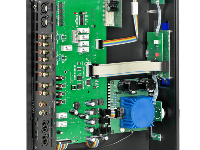 AVM_PA_3.2_Black_Inside_Back-small.png